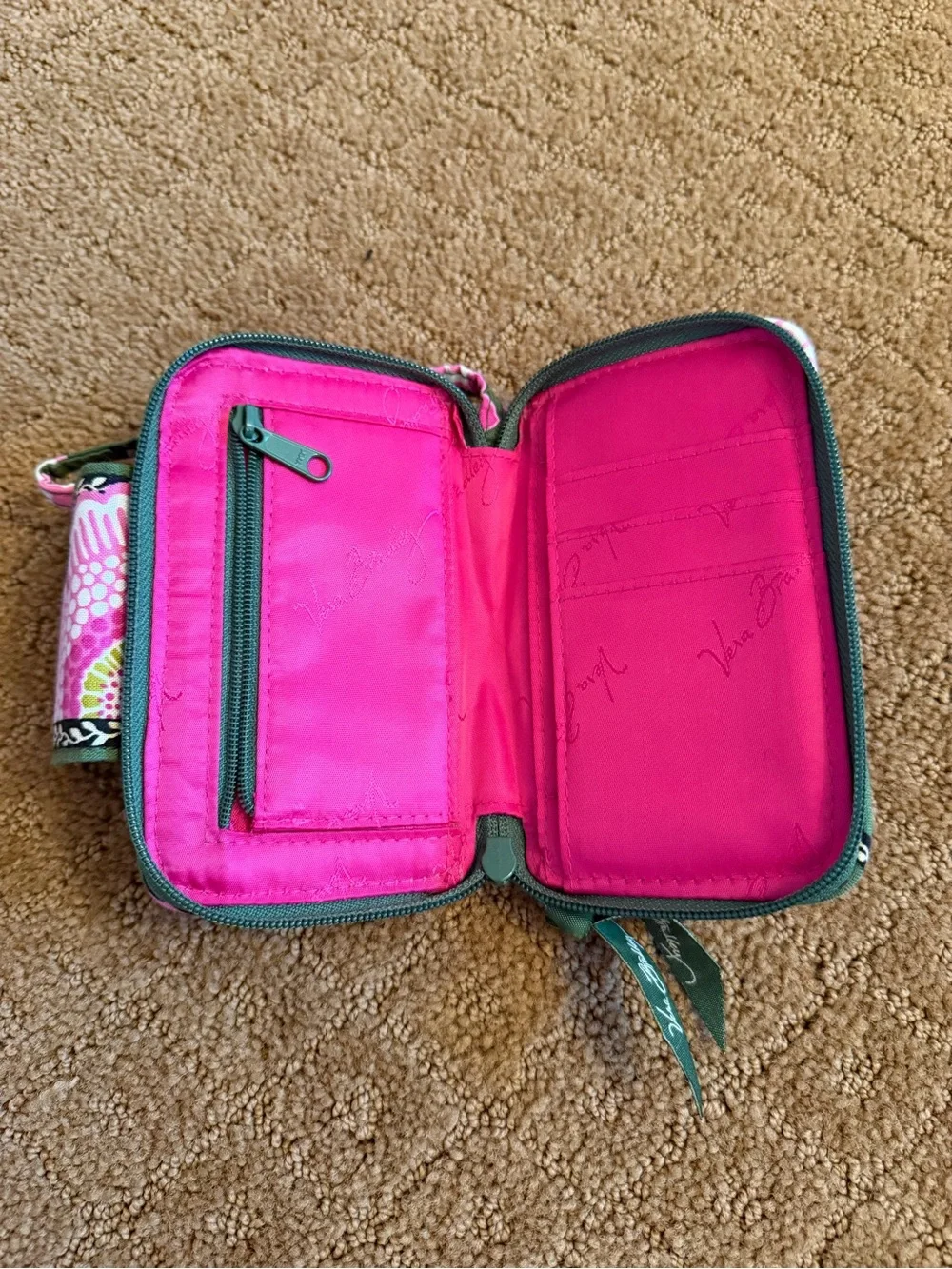 Vera Bradley Olivia Pink Cary It All Wristlet Colorful Green Pink Floral Print - Picture 5 of 6